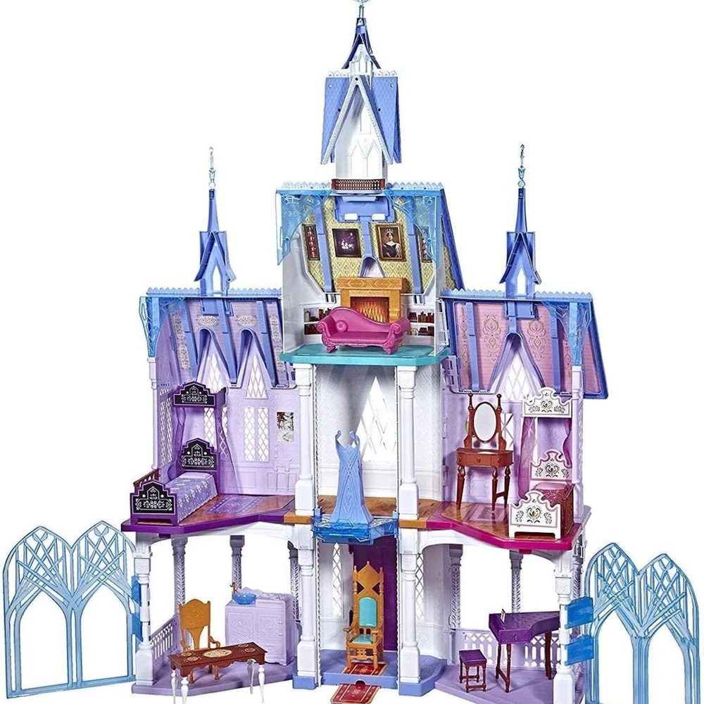 Disney Frozen Ultimate Arendelle Castle